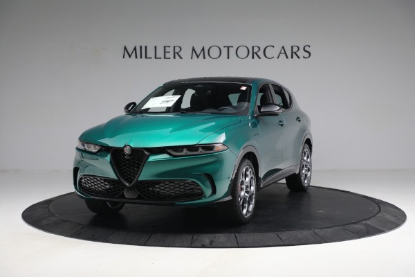 New 2024 Alfa Romeo Tonale Veloce for sale $57,490 at Pagani of Greenwich in Greenwich CT 06830 1