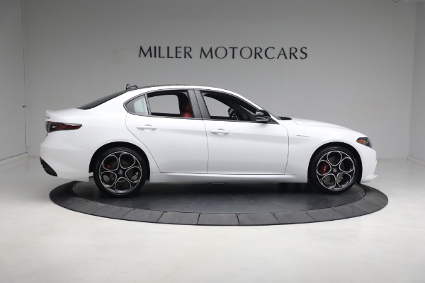 New 2024 Alfa Romeo Giulia Veloce for sale $55,285 at Pagani of Greenwich in Greenwich CT 06830 14