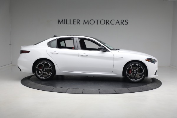 New 2024 Alfa Romeo Giulia Veloce for sale $55,285 at Pagani of Greenwich in Greenwich CT 06830 15