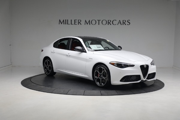 New 2024 Alfa Romeo Giulia Veloce for sale $55,285 at Pagani of Greenwich in Greenwich CT 06830 17