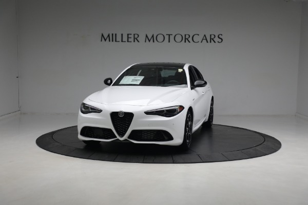 New 2024 Alfa Romeo Giulia Veloce for sale $55,285 at Pagani of Greenwich in Greenwich CT 06830 1