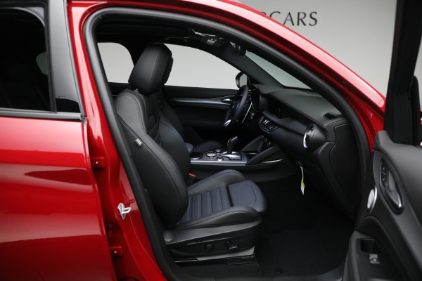 New 2024 Alfa Romeo Stelvio Veloce for sale Sold at Pagani of Greenwich in Greenwich CT 06830 28