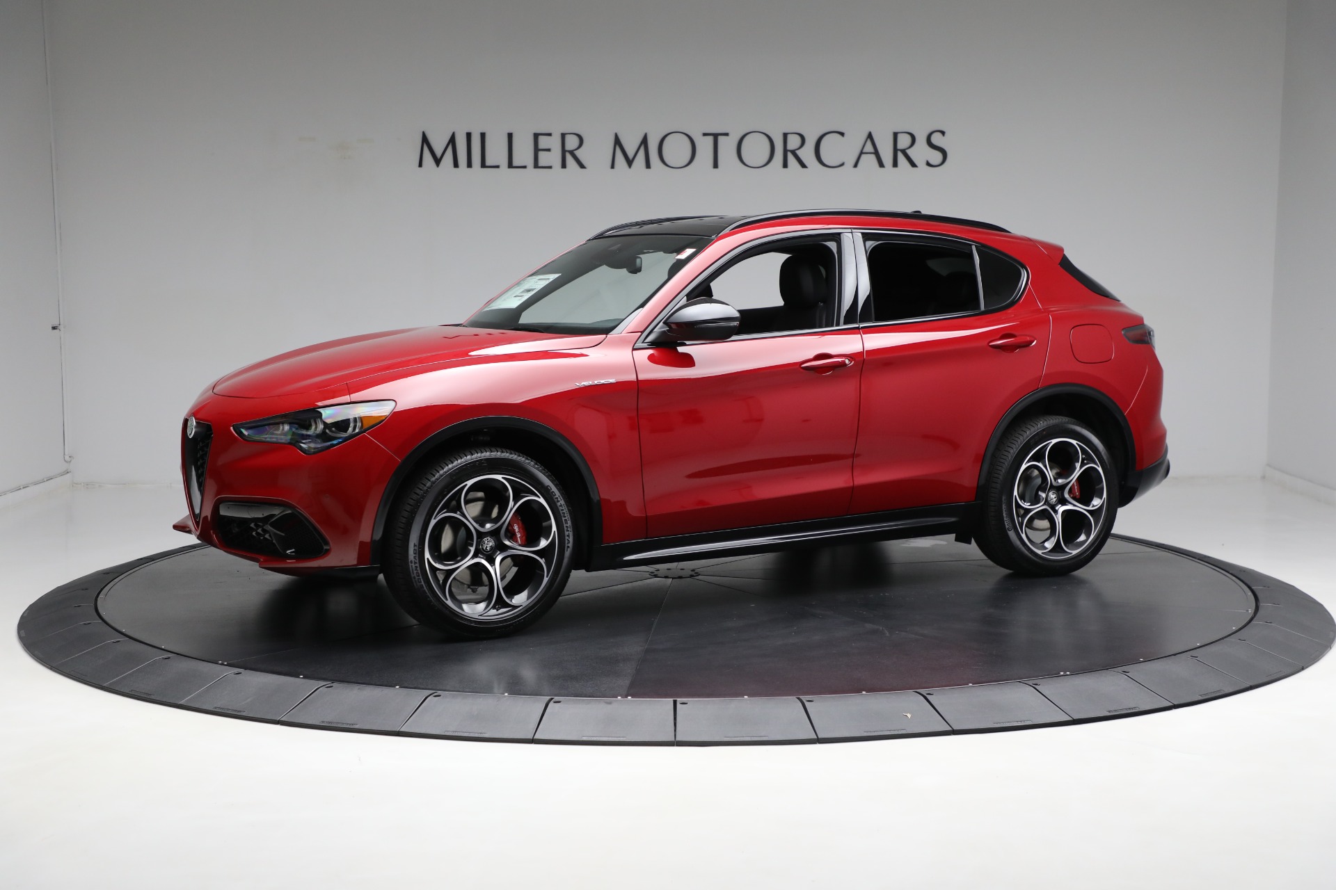 New 2024 Alfa Romeo Stelvio Veloce for sale $56,445 at Pagani of Greenwich in Greenwich CT 06830 1