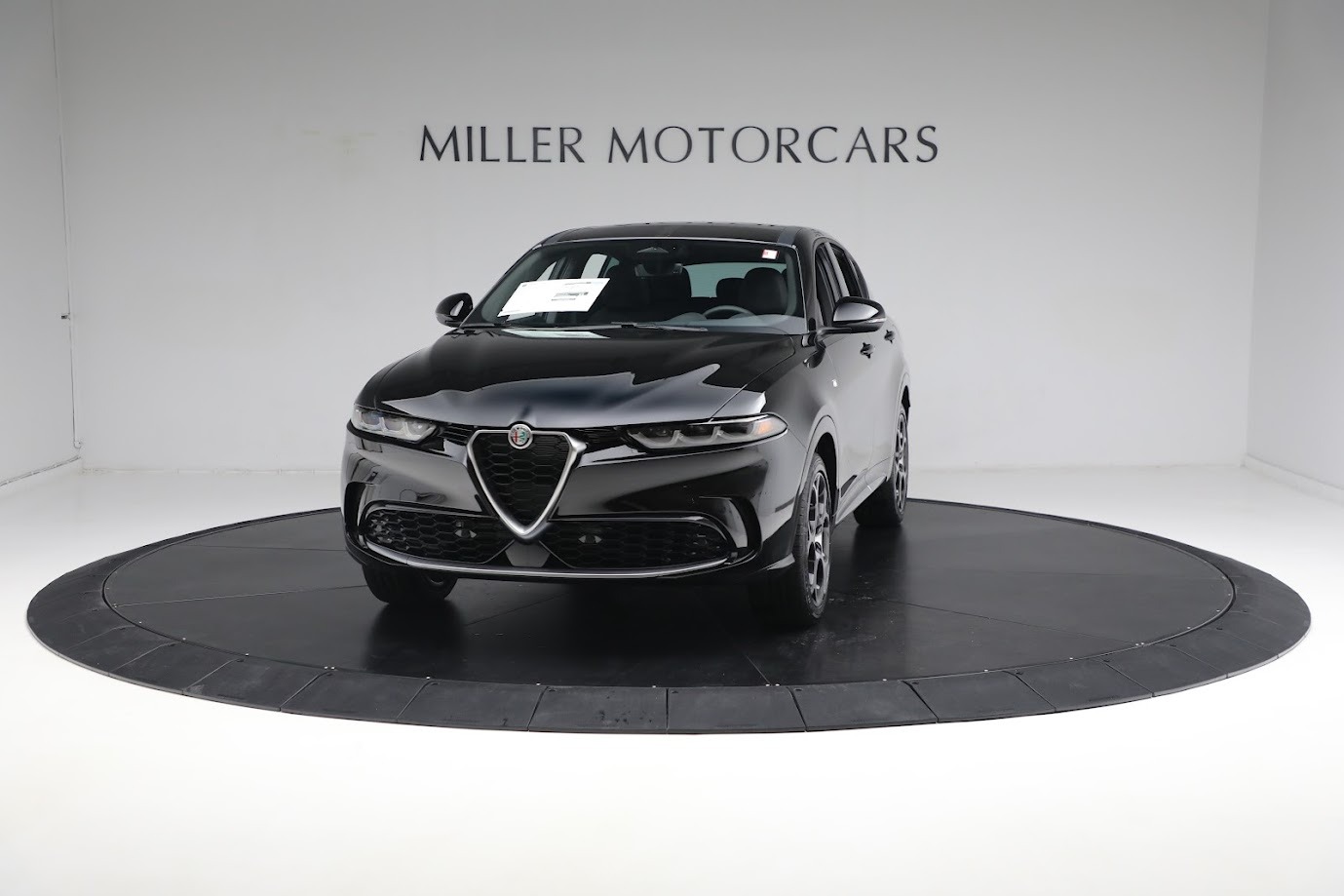 New 2024 Alfa Romeo Tonale Ti for sale $52,790 at Pagani of Greenwich in Greenwich CT 06830 1