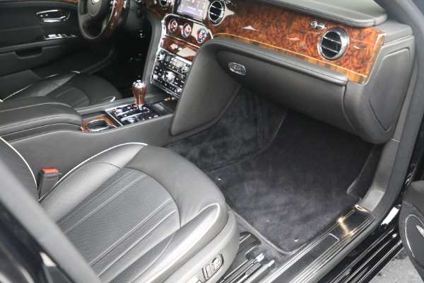 Used 2017 Bentley Mulsanne for sale $149,900 at Pagani of Greenwich in Greenwich CT 06830 25