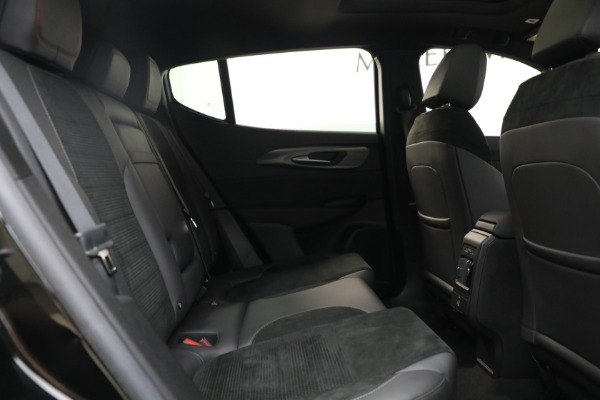 Used 2024 Alfa Romeo Tonale Veloce for sale Sold at Pagani of Greenwich in Greenwich CT 06830 20