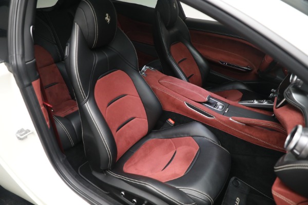 Used 2018 Ferrari GTC4Lusso for sale $225,900 at Pagani of Greenwich in Greenwich CT 06830 19