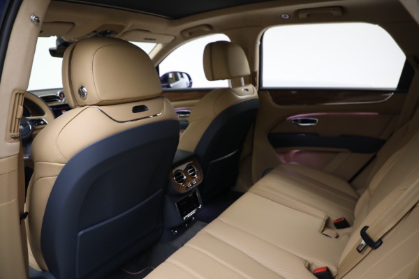 Used 2023 Bentley Bentayga V8 for sale $183,900 at Pagani of Greenwich in Greenwich CT 06830 18