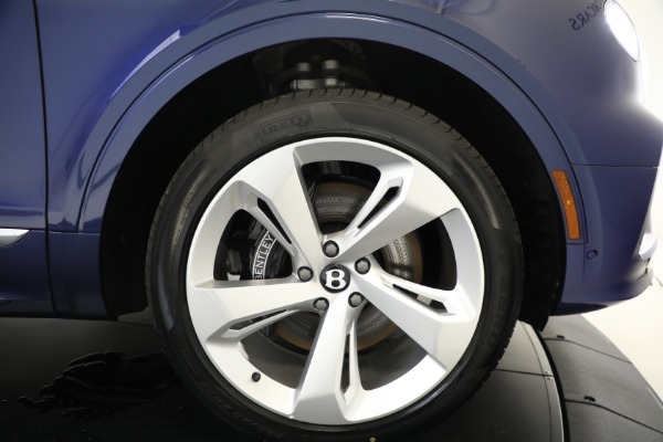 Used 2023 Bentley Bentayga V8 for sale $183,900 at Pagani of Greenwich in Greenwich CT 06830 28