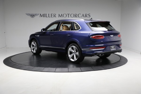 Used 2023 Bentley Bentayga V8 for sale $183,900 at Pagani of Greenwich in Greenwich CT 06830 4