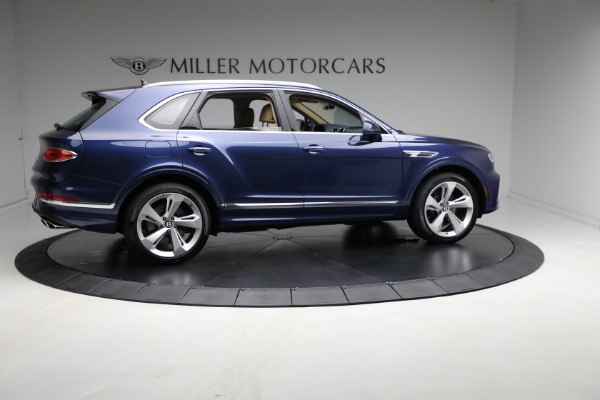 New 2023 Bentley Bentayga V8 for sale $238,450 at Pagani of Greenwich in Greenwich CT 06830 9