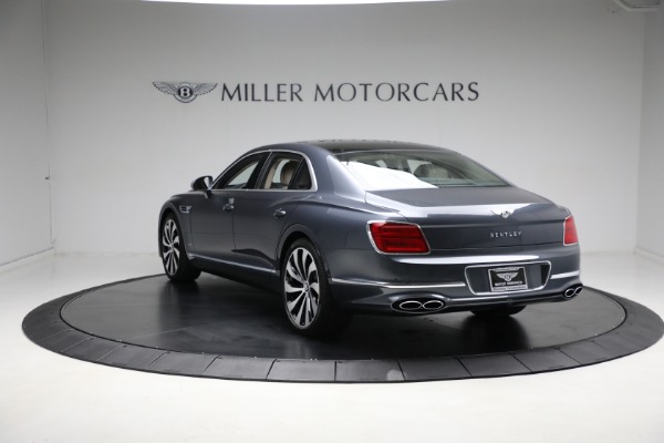 New 2024 Bentley Flying Spur Azure V8 for sale $288,300 at Pagani of Greenwich in Greenwich CT 06830 5