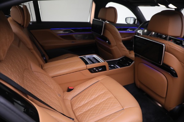Used 2022 BMW 7 Series ALPINA B7 xDrive for sale $109,900 at Pagani of Greenwich in Greenwich CT 06830 28
