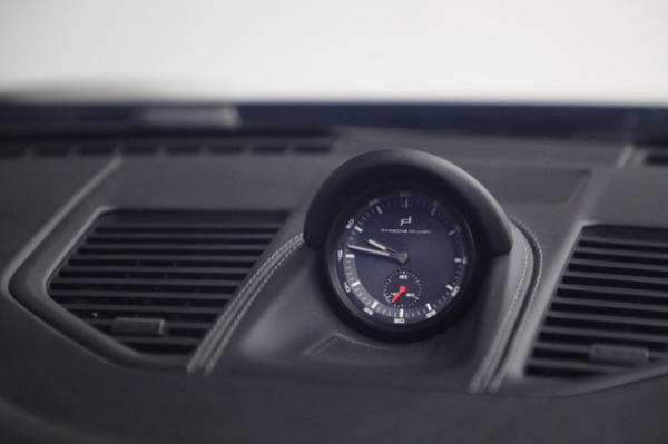 Used 2022 Porsche 911 Targa 4 GTS for sale Sold at Pagani of Greenwich in Greenwich CT 06830 27