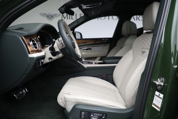 Used 2023 Bentley Bentayga EWB Azure V8 for sale Sold at Pagani of Greenwich in Greenwich CT 06830 23