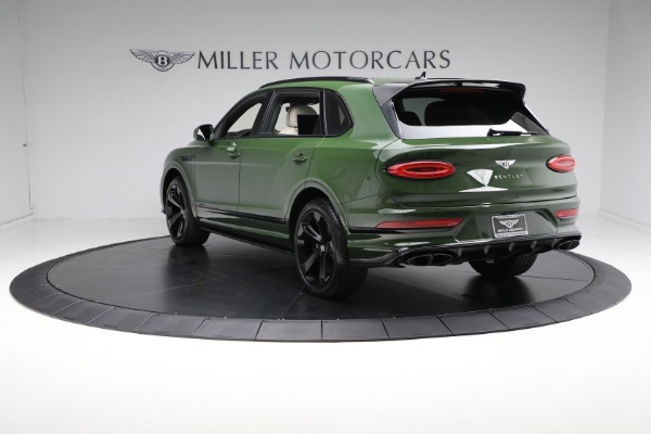 Used 2023 Bentley Bentayga EWB Azure V8 for sale Sold at Pagani of Greenwich in Greenwich CT 06830 9