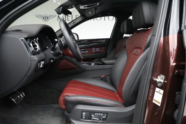 Used 2023 Bentley Bentayga EWB Azure V8 for sale $264,900 at Pagani of Greenwich in Greenwich CT 06830 25