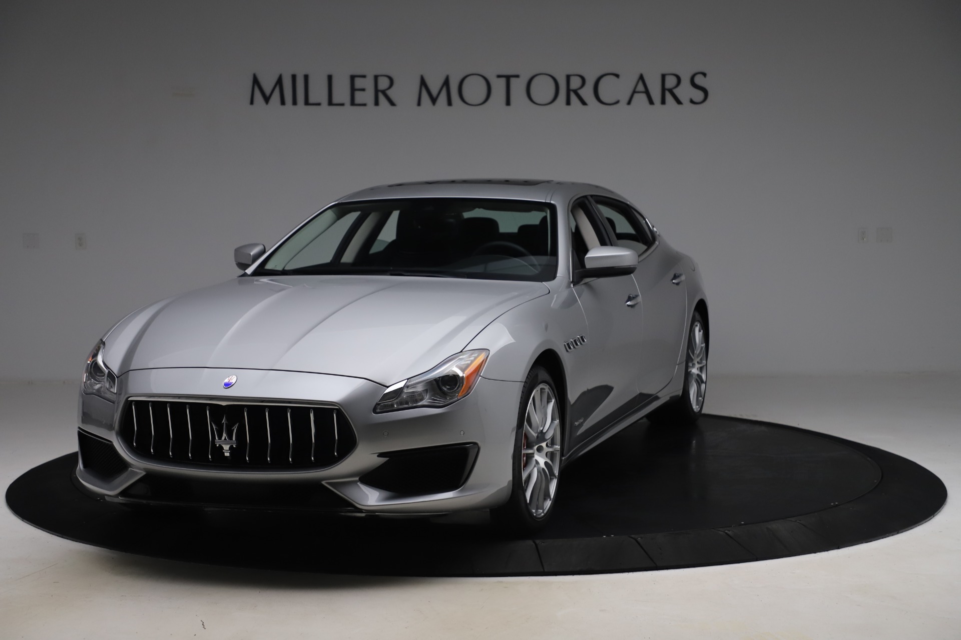 Used 2017 Maserati Quattroporte S Q4 GranSport for sale Sold at Pagani of Greenwich in Greenwich CT 06830 1