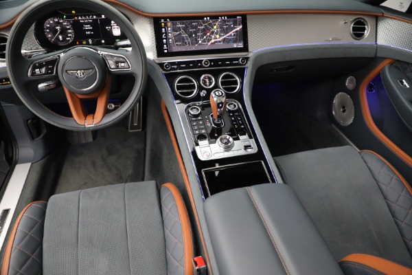 Used 2023 Bentley Continental GTC Speed for sale $324,900 at Pagani of Greenwich in Greenwich CT 06830 28