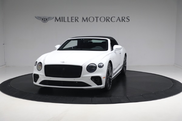 Used 2023 Bentley Continental GTC Speed for sale $324,900 at Pagani of Greenwich in Greenwich CT 06830 16