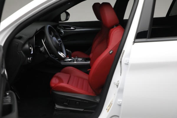 New 2024 Alfa Romeo Stelvio Veloce for sale Sold at Pagani of Greenwich in Greenwich CT 06830 26