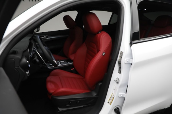 New 2024 Alfa Romeo Stelvio Veloce for sale Sold at Pagani of Greenwich in Greenwich CT 06830 28