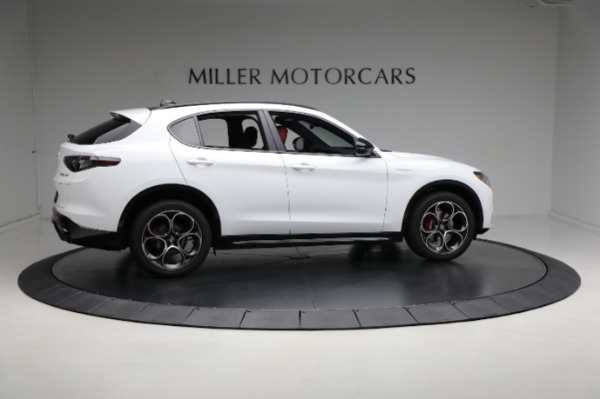 New 2024 Alfa Romeo Stelvio Veloce for sale $57,420 at Pagani of Greenwich in Greenwich CT 06830 15