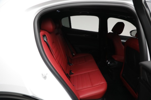New 2024 Alfa Romeo Stelvio Veloce for sale $57,420 at Pagani of Greenwich in Greenwich CT 06830 27