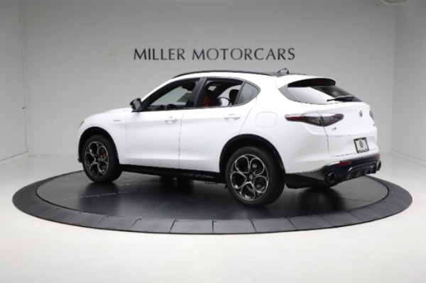 New 2024 Alfa Romeo Stelvio Veloce for sale $57,420 at Pagani of Greenwich in Greenwich CT 06830 8