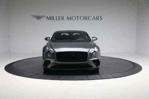 Used 2023 Bentley Continental GTC Speed for sale $265,900 at Pagani of Greenwich in Greenwich CT 06830 13