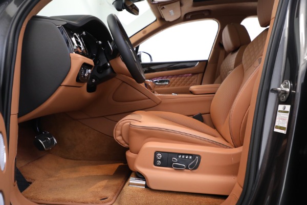 New 2023 Bentley Bentayga Azure Hybrid for sale Sold at Pagani of Greenwich in Greenwich CT 06830 22
