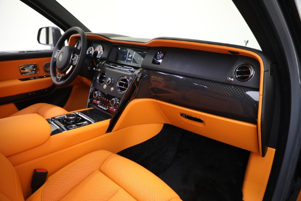 New 2024 Rolls-Royce Black Badge Cullinan for sale Sold at Pagani of Greenwich in Greenwich CT 06830 28
