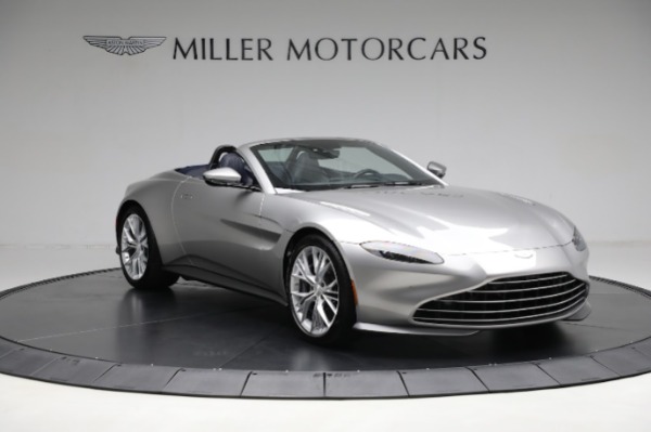 Used 2022 Aston Martin Vantage for sale $145,900 at Pagani of Greenwich in Greenwich CT 06830 10
