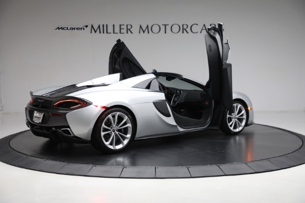 Used 2018 McLaren 570S Spider for sale $162,900 at Pagani of Greenwich in Greenwich CT 06830 19