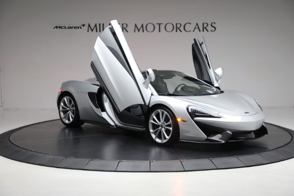 Used 2018 McLaren 570S Spider for sale Sold at Pagani of Greenwich in Greenwich CT 06830 20