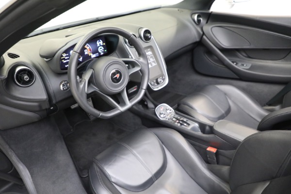 Used 2018 McLaren 570S Spider for sale Sold at Pagani of Greenwich in Greenwich CT 06830 25