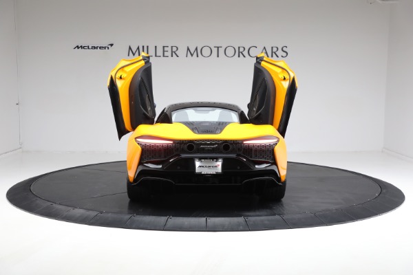 New 2024 McLaren Artura Performance for sale $278,233 at Pagani of Greenwich in Greenwich CT 06830 19