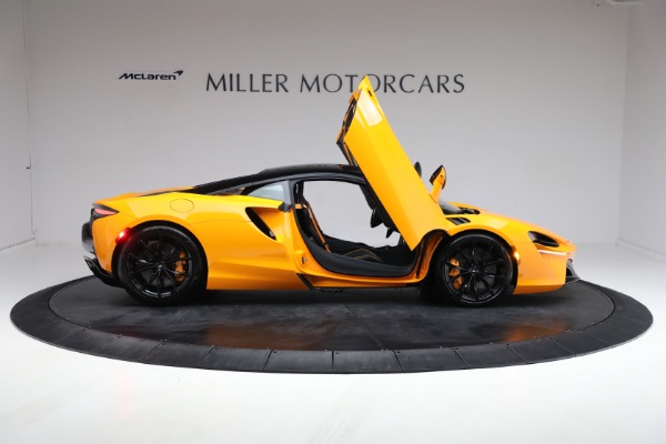 New 2024 McLaren Artura Performance for sale $278,233 at Pagani of Greenwich in Greenwich CT 06830 21