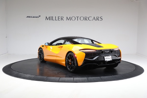 Used 2024 McLaren Artura Performance for sale Call for price at Pagani of Greenwich in Greenwich CT 06830 7