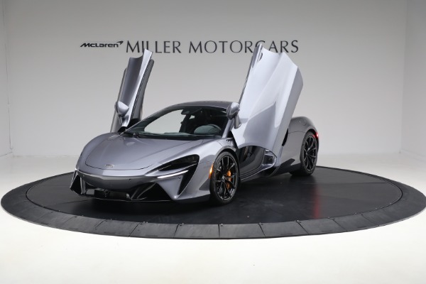 Used 2024 McLaren Artura Performance for sale $185,900 at Pagani of Greenwich in Greenwich CT 06830 14
