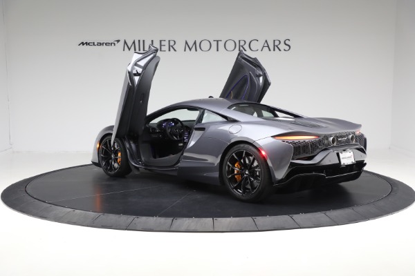 Used 2024 McLaren Artura Performance for sale $185,900 at Pagani of Greenwich in Greenwich CT 06830 16