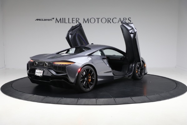 Used 2024 McLaren Artura Performance for sale $185,900 at Pagani of Greenwich in Greenwich CT 06830 18