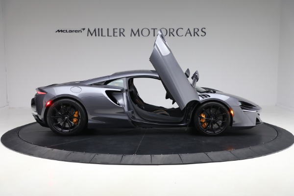 Used 2024 McLaren Artura Performance for sale $185,900 at Pagani of Greenwich in Greenwich CT 06830 19