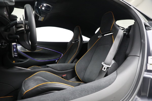 Used 2024 McLaren Artura Performance for sale $185,900 at Pagani of Greenwich in Greenwich CT 06830 21
