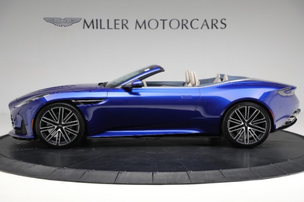 Used 2024 Aston Martin DB12 Volante for sale $289,900 at Pagani of Greenwich in Greenwich CT 06830 2