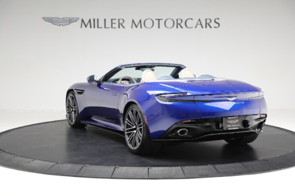 Used 2024 Aston Martin DB12 Volante for sale $289,900 at Pagani of Greenwich in Greenwich CT 06830 4