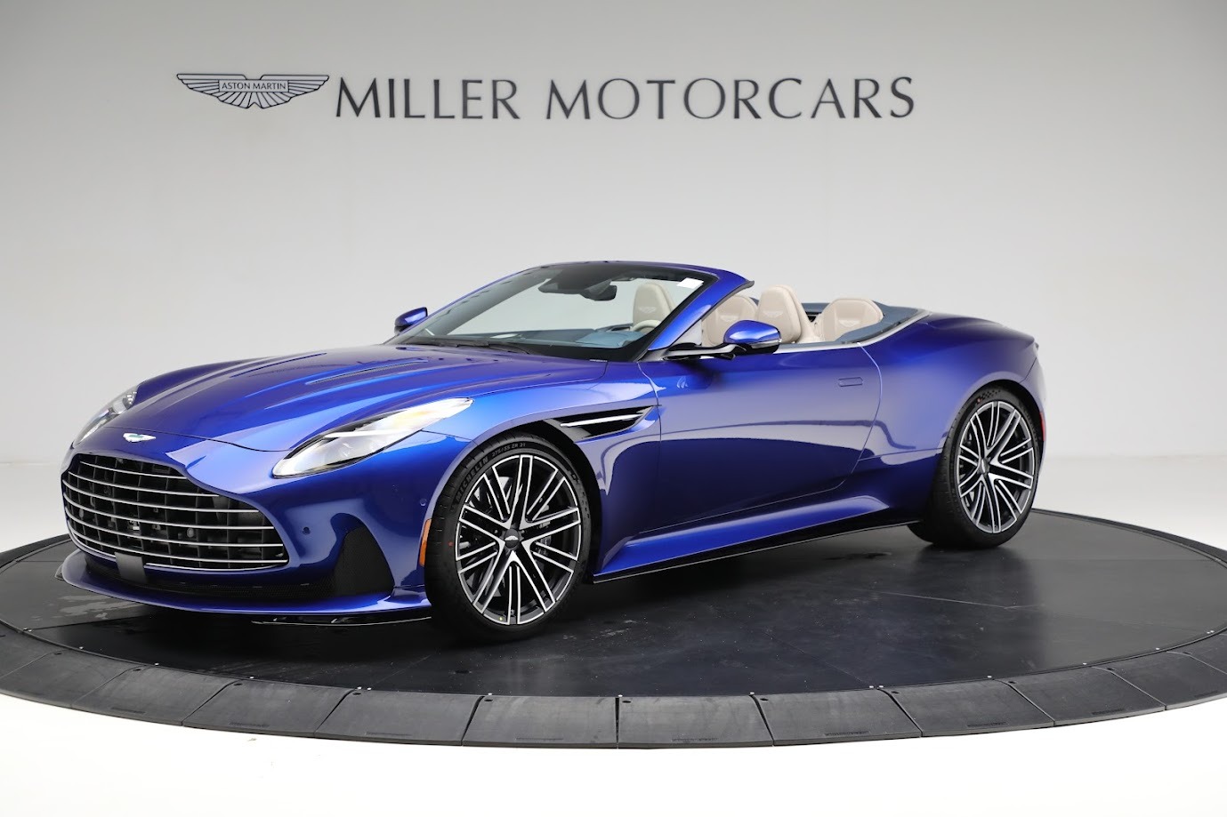 Used 2024 Aston Martin DB12 Volante for sale $289,900 at Pagani of Greenwich in Greenwich CT 06830 1