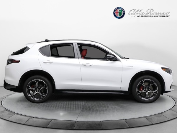 New 2024 Alfa Romeo Stelvio Veloce for sale $57,395 at Pagani of Greenwich in Greenwich CT 06830 15