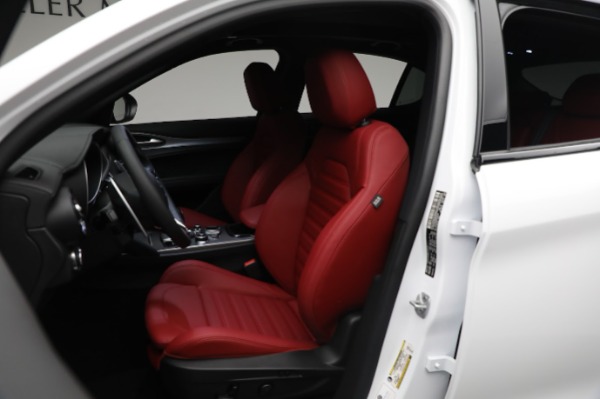 New 2024 Alfa Romeo Stelvio Veloce for sale Sold at Pagani of Greenwich in Greenwich CT 06830 23