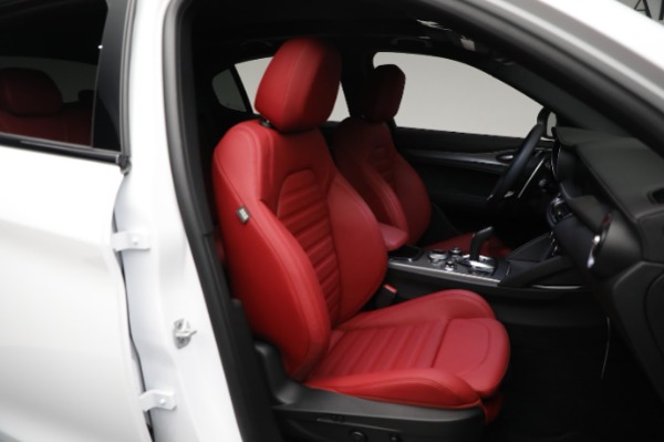 New 2024 Alfa Romeo Stelvio Veloce for sale Sold at Pagani of Greenwich in Greenwich CT 06830 24